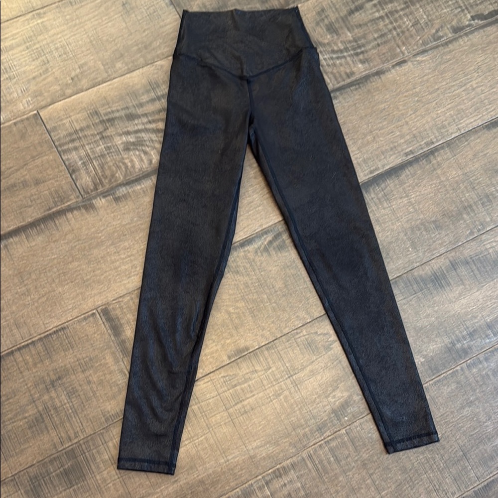 OFFLINE LEGGINGS Black High-Waisted Women's Leggings XS /TP